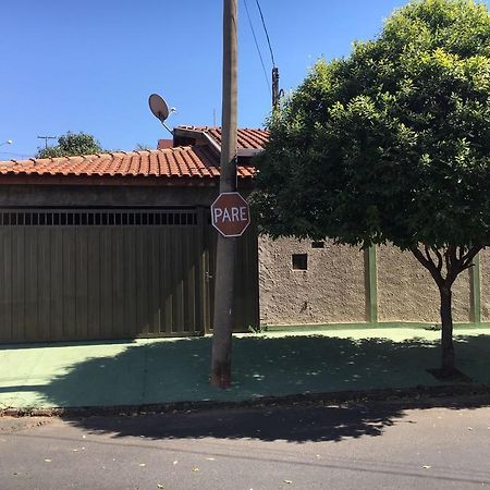 Casa Em Olimpia Villa Buitenkant foto